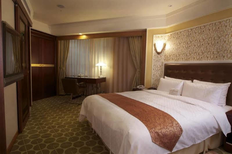 Royal Palace Hotel Tajpej Zewnętrze zdjęcie